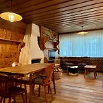 Spacious Alpine Retreat & Parking Cortina dʼAmpezzo