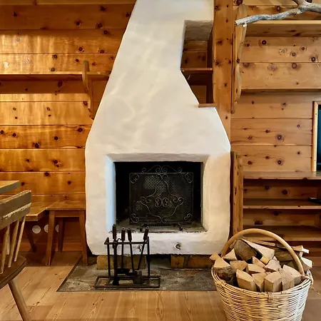 Lejlighed Spacious Alpine Retreat & Parking Cortina dʼAmpezzo