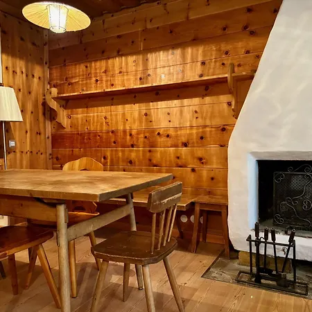 Spacious Alpine Retreat & Parking Lejlighed Cortina dʼAmpezzo