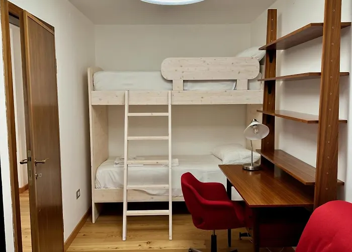 Apartament Spacious Alpine Retreat & Parking