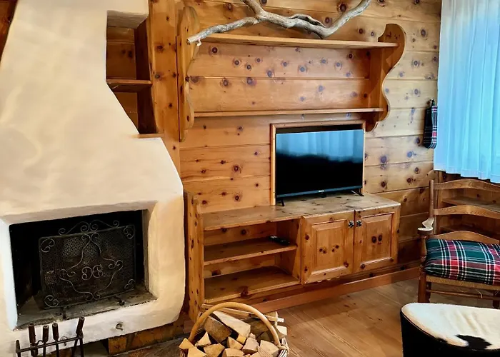 Spacious Alpine Retreat & Parking