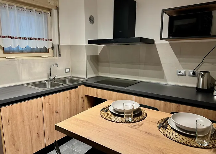 Apartament Spacious Alpine Retreat & Parking