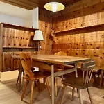 Spacious Alpine Retreat & Parking 公寓 *